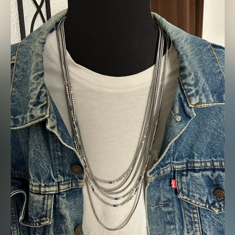 MAKE WAVES NECKLACE